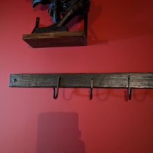 D&eacute;tails BDSM dans le donjon du g&icirc;te le Repaire des Passions